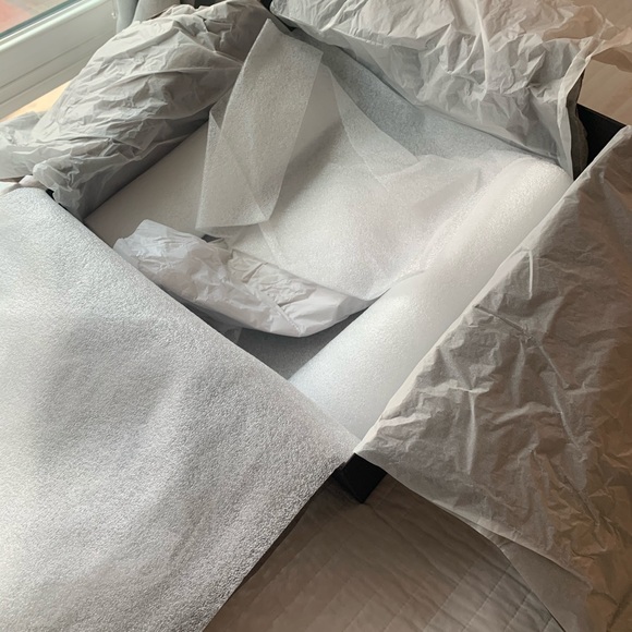 Large Bottega Veneta Shoe Box with tissue - Picture 3 of 5